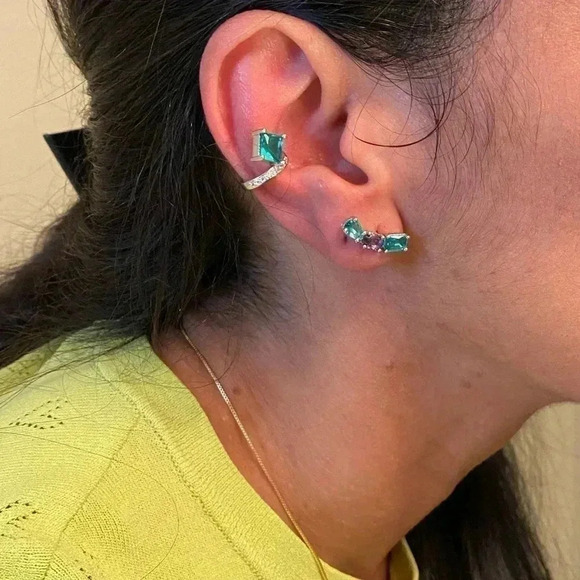 Elegant Silver and Green Gemstone Ear Cuffs - Picture 3 of 3